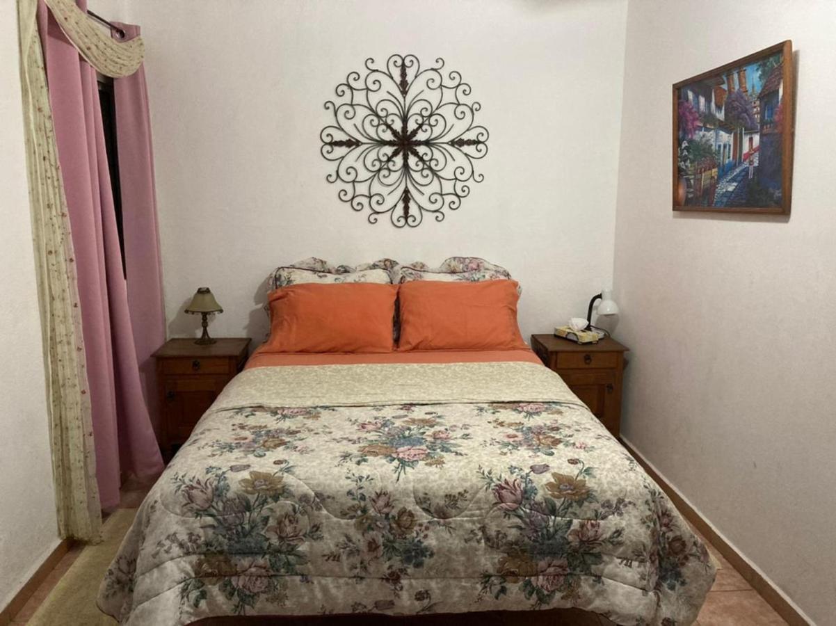 Hostal Casa Blanca Comala エクステリア 写真